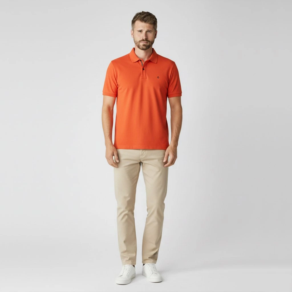 Styling oranžovej polokošele CASAMODA Rotorange s nohavicami