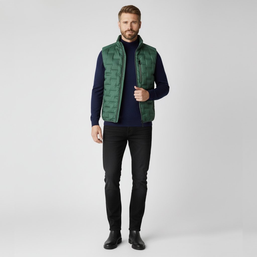 Detail prešívania a vreciek vesty CASAMODA