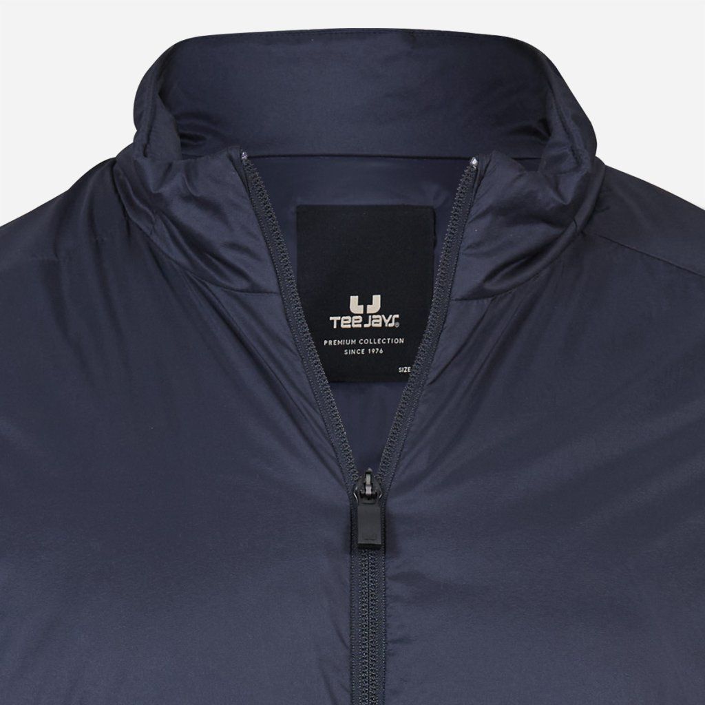 Detail pánskej bundy Tee Jays Purelite