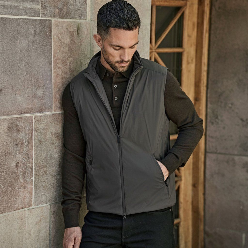 Styling pánskej vesty Tee Jays Purelite