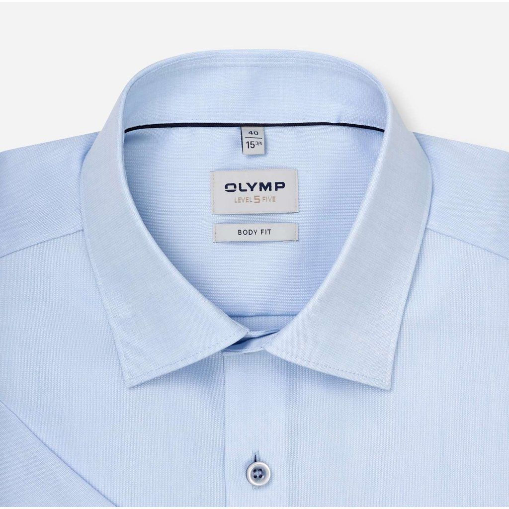 Detail svetlomodrej košele OLYMP Level Five Body Fit s krátkym rukávom