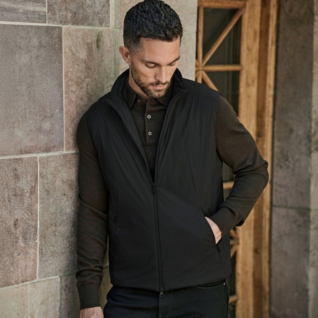 Styling pánskej vesty Tee Jays Purelite