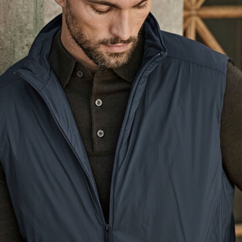 Detail pánskej vesty Tee Jays Purelite