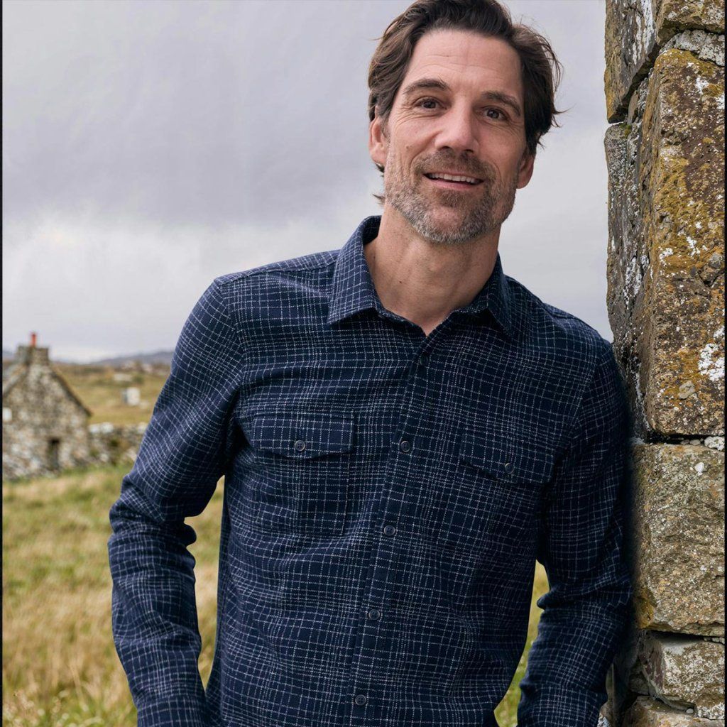 Tmavomodrá pánska károvaná košeľa LERROS s náprsnými vreckami